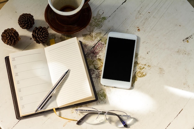Contact desk with notepad
